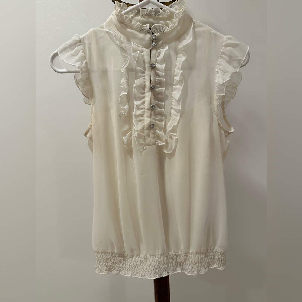 Pretty BCX ruffle blouse